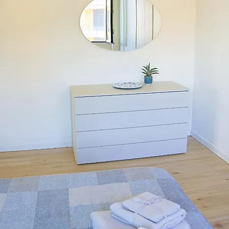 The Blue - / View Modern Near Olmo Como