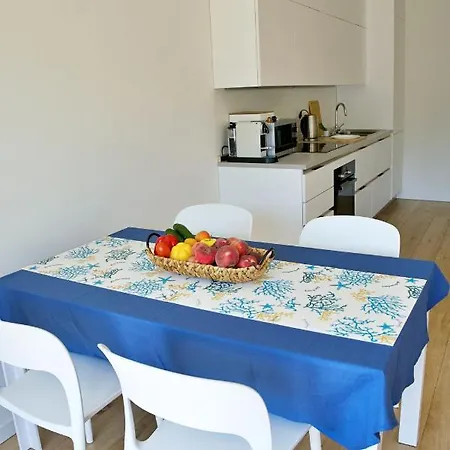 The Blue - / View Modern Near Olmo * Como