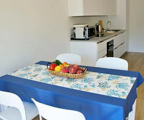 The Blue - / View Modern Near Olmo * Como